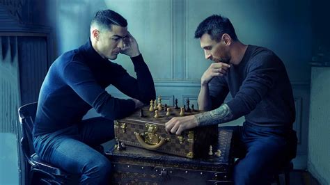 messi and ronaldo chess pic.